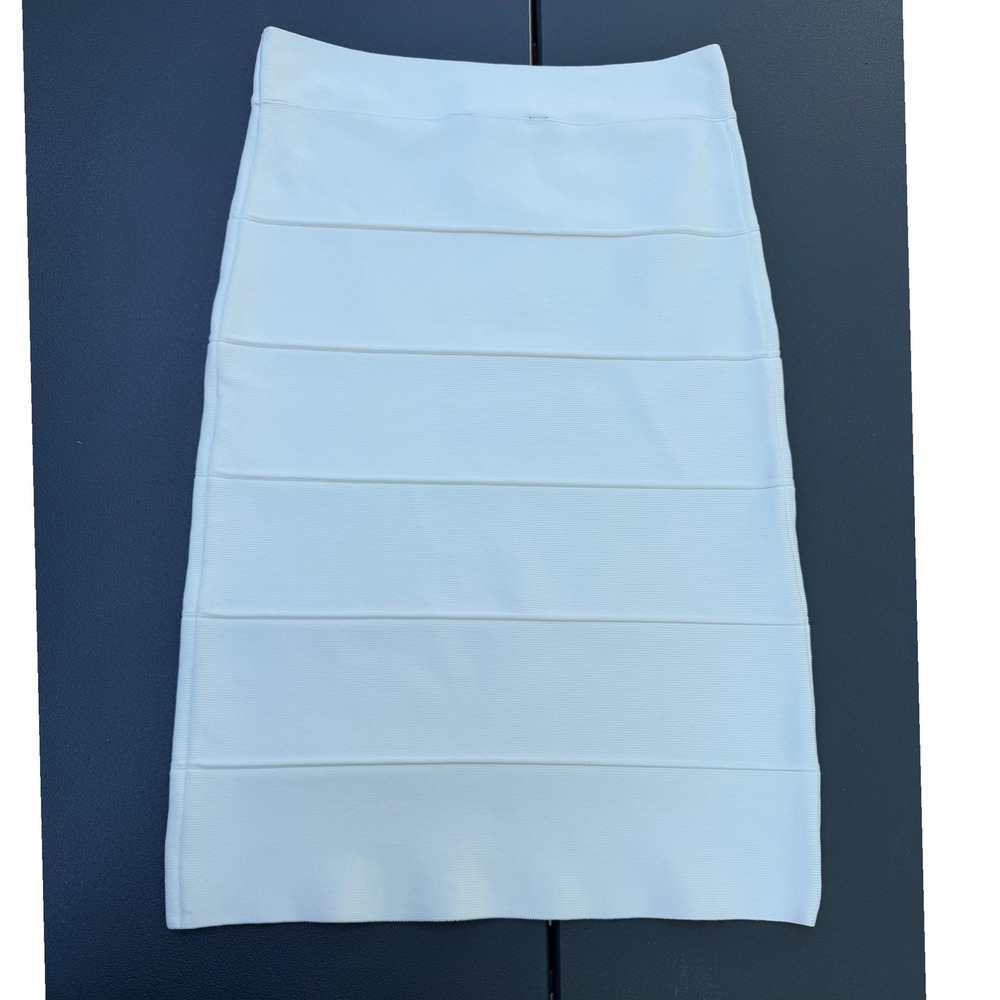 BCBGMAXAZRIA White bandage Skirt Medium White Bodycon Knit Mini Skirt